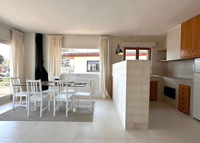 Lets Holidays Sea Views Costa Brava 2 滨海托萨