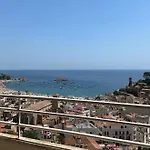 Lets Holidays Sea Views Costa Brava 2 Apartment *