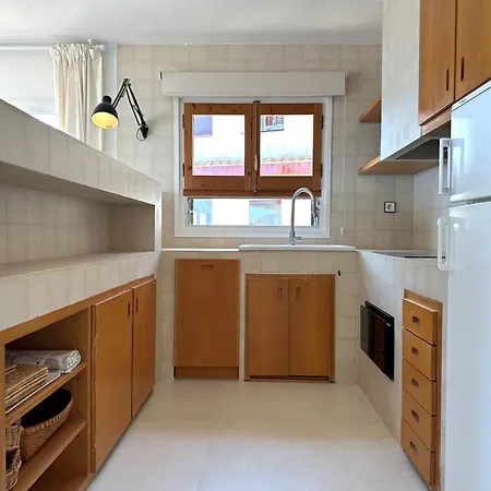 Apartment Lets Holidays Apartment Sea Views Costa Brava 2